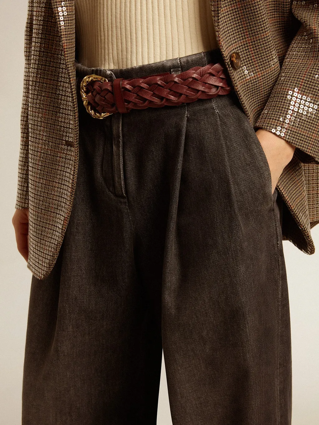 High-Waist Pleated Wide-Leg Jeans