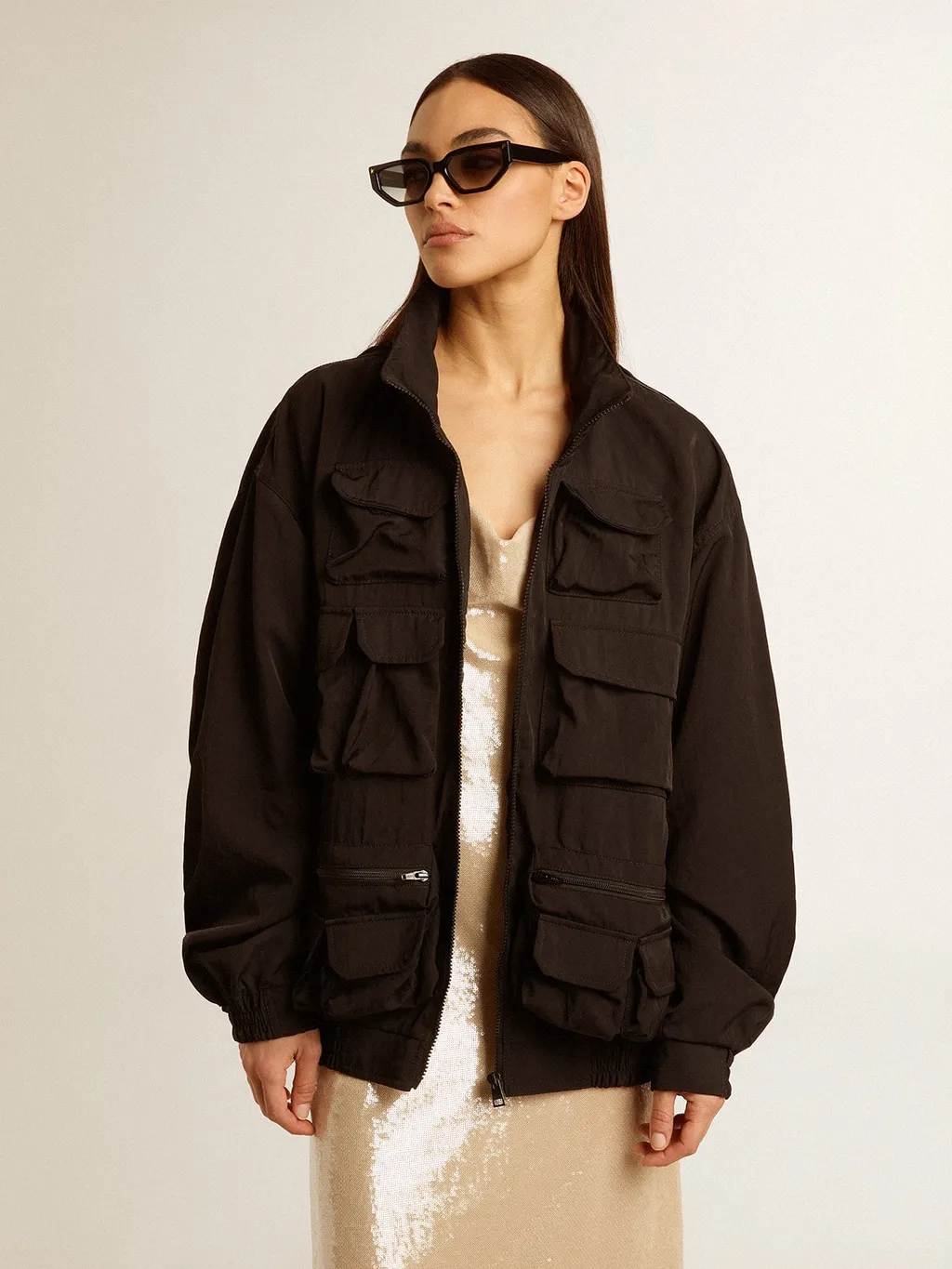 Pockets Detailed High-Neck Windbreaker