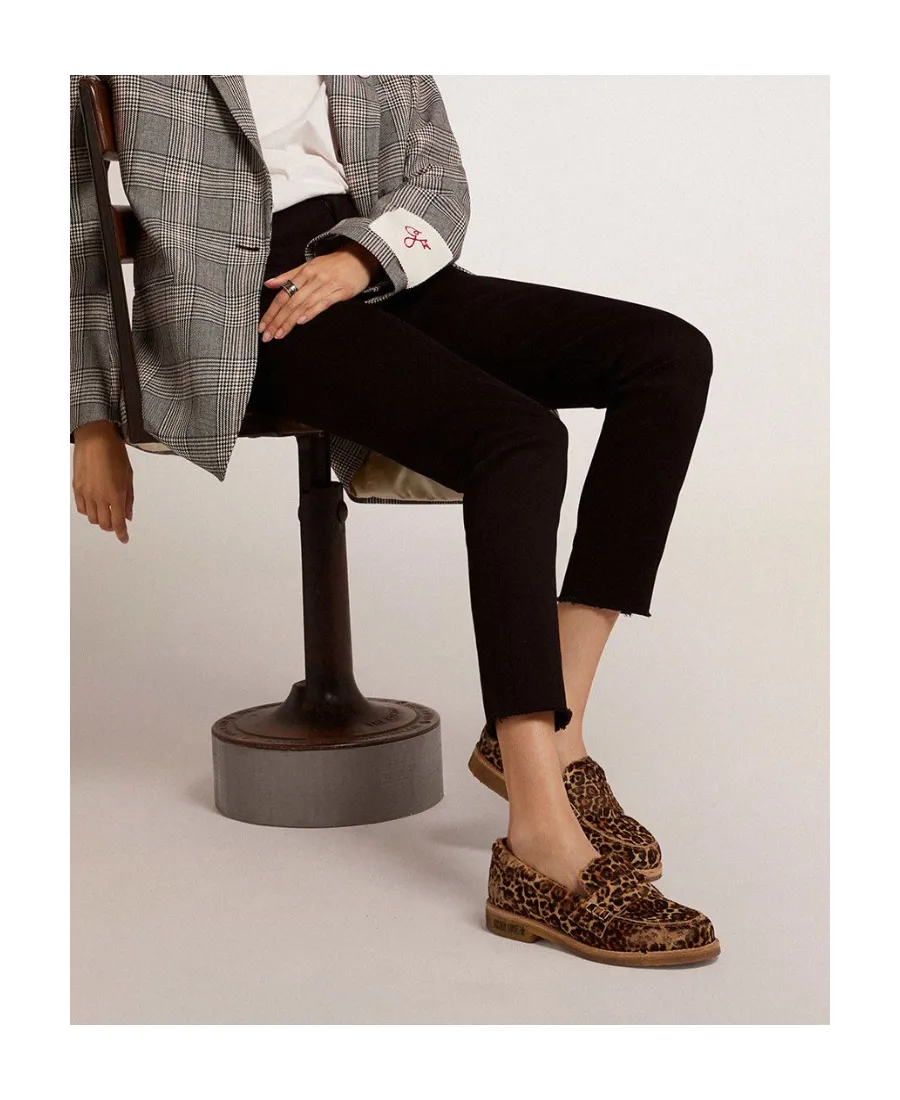 Leopard-Printed Round-Toe Loafers