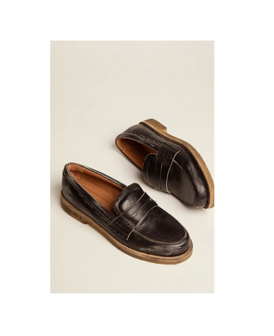 Classic Flat Moccasins