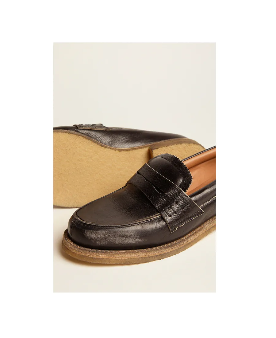 Classic Flat Moccasins