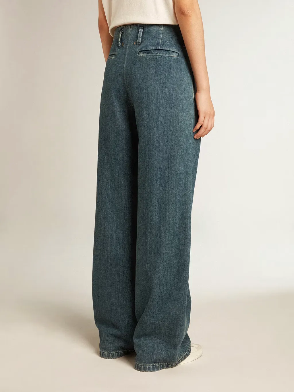 Straight-Leg Jeans