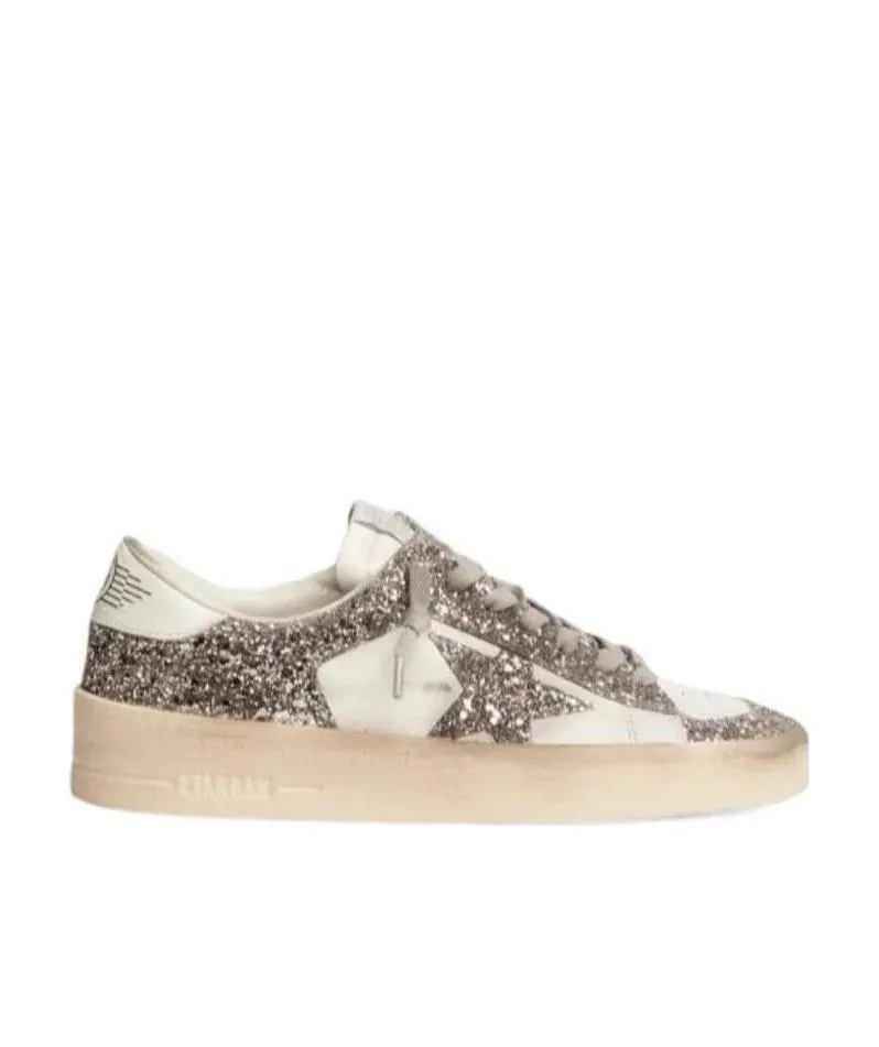 Star Patch Low-Top Sneakers