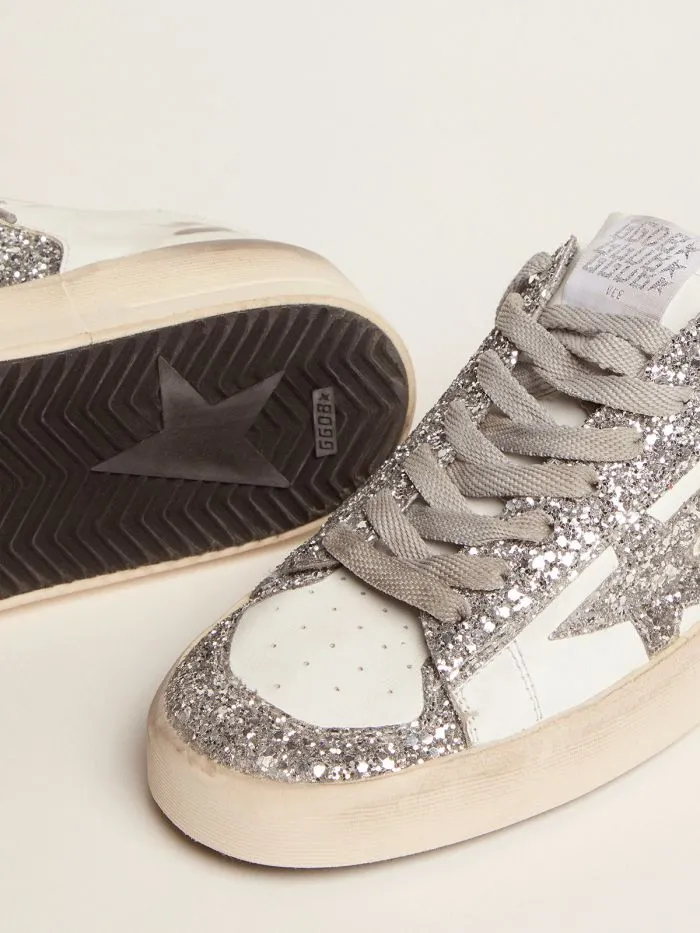 Star Patch Low-Top Sneakers