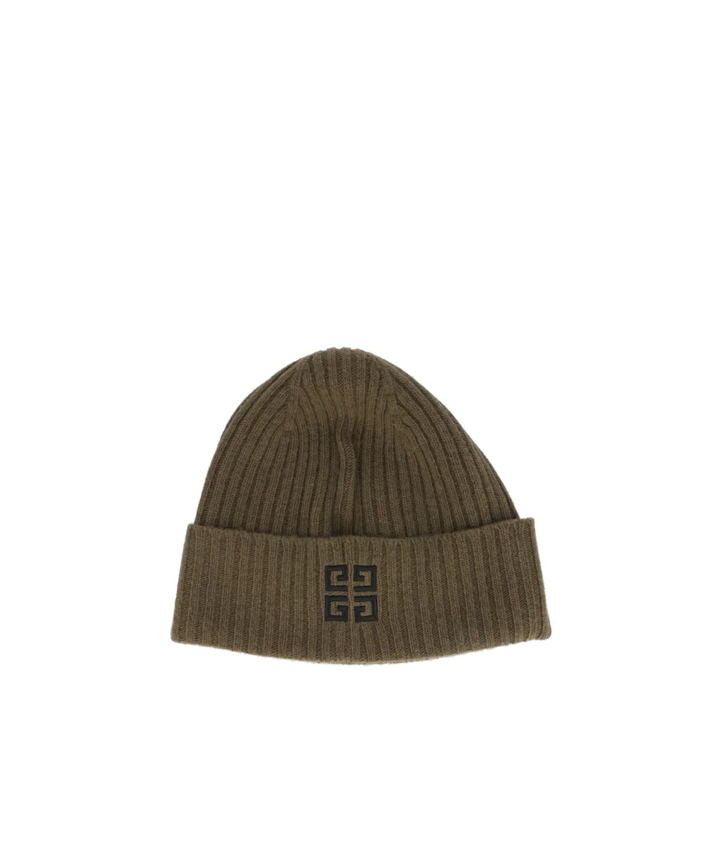 Contrasting Logo Hat