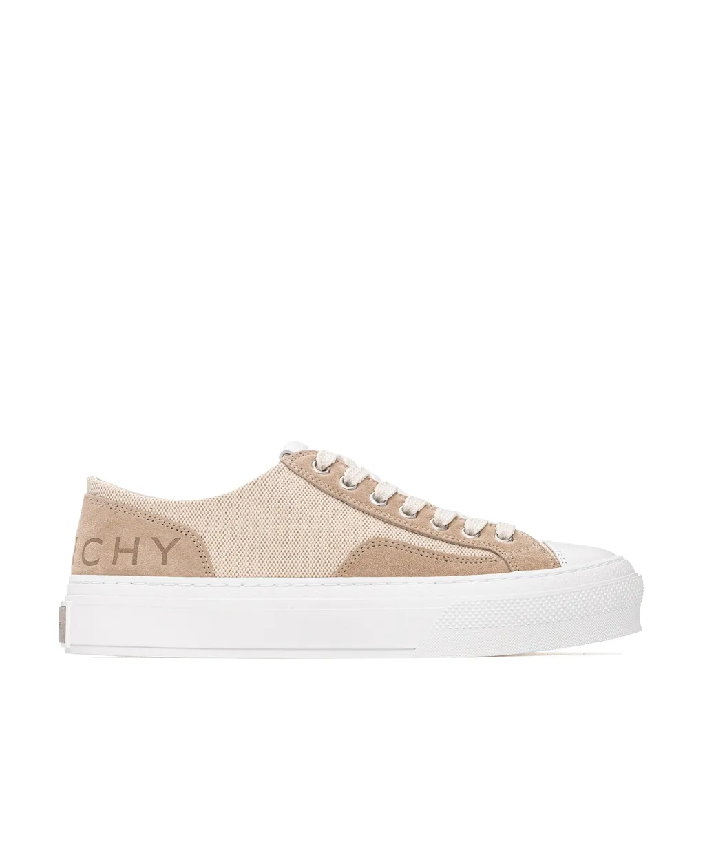 Logo Sneakers