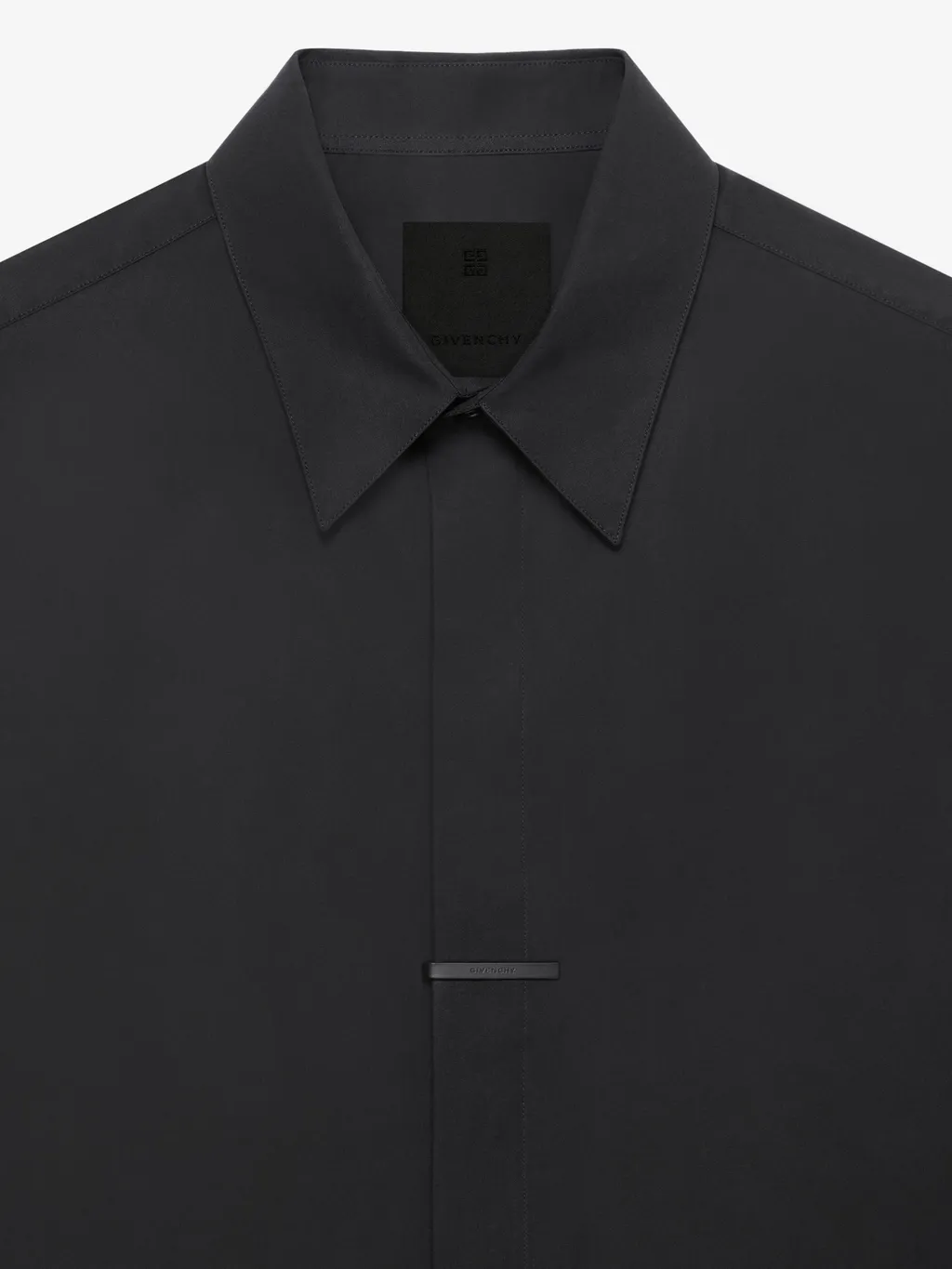 Logo Engraved Metal Clip Long-Sleeved Shirt