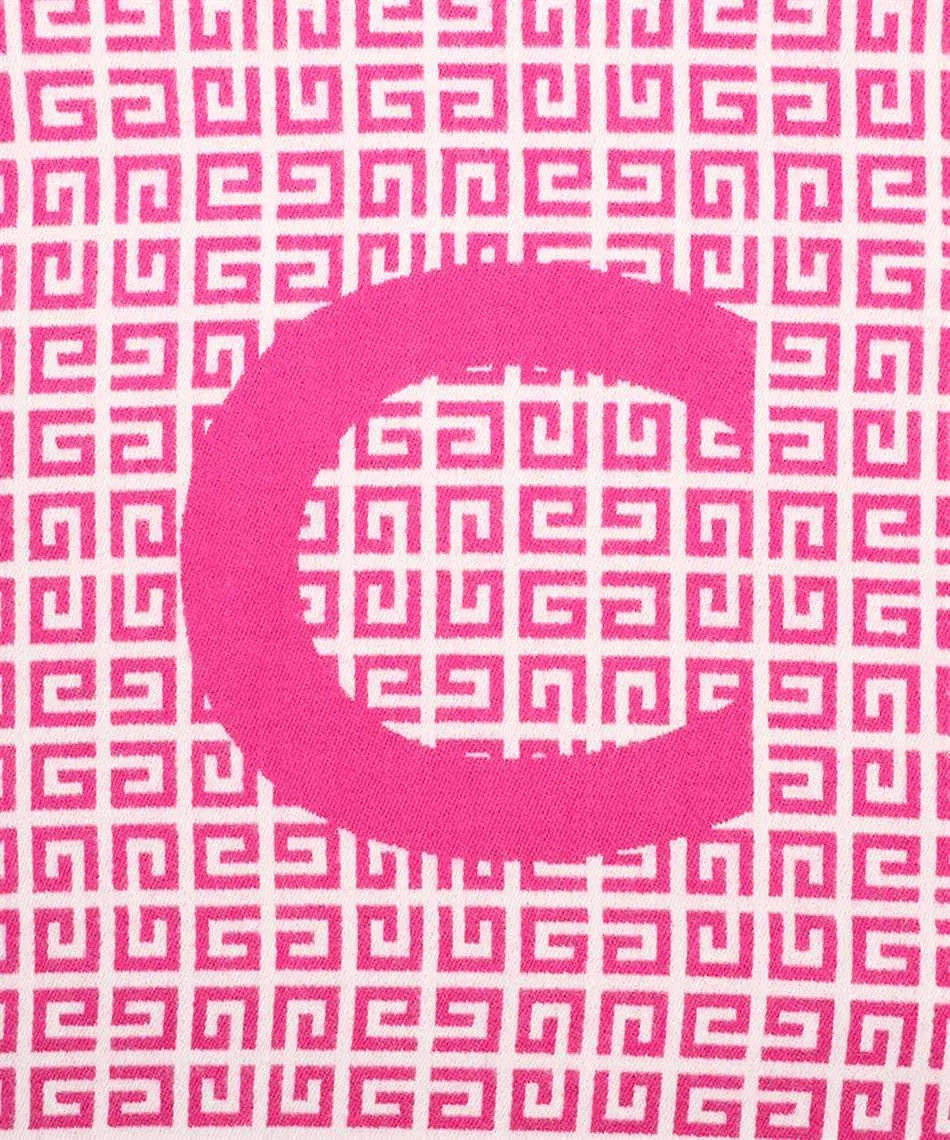 Logo Scarf