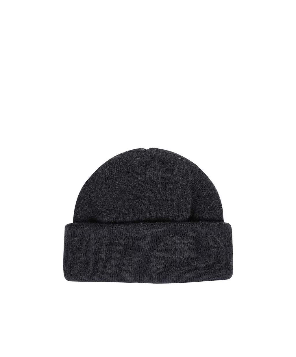 Logo Hat