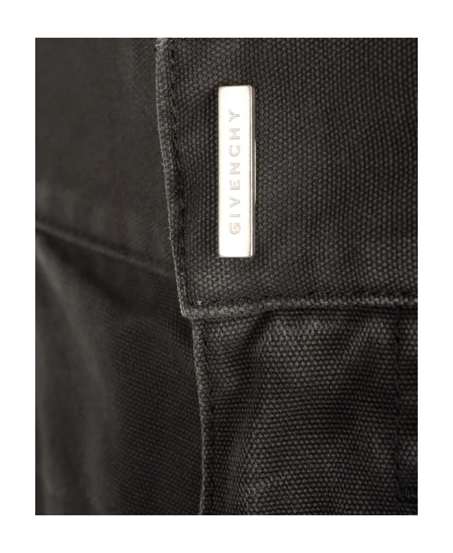 Zip Detailed Jeans
