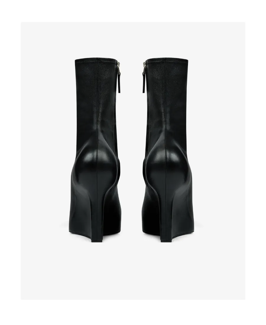 Zipped Ankle Boots