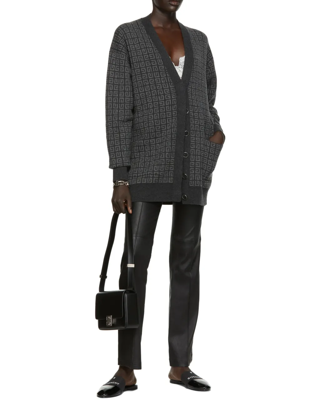 4G Medium Shoulder Bag
