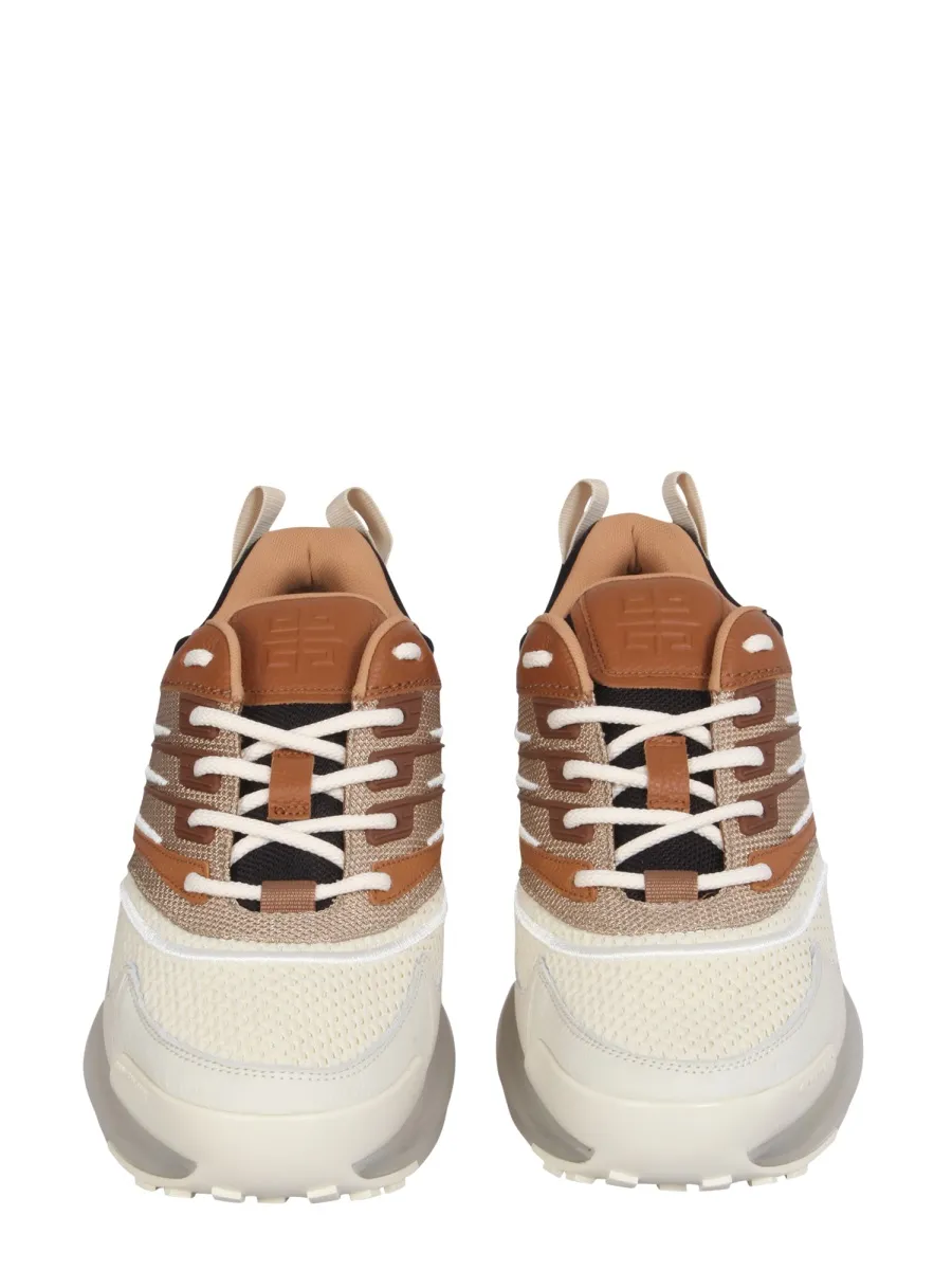 Giv 1 Lace-Up Sneakers