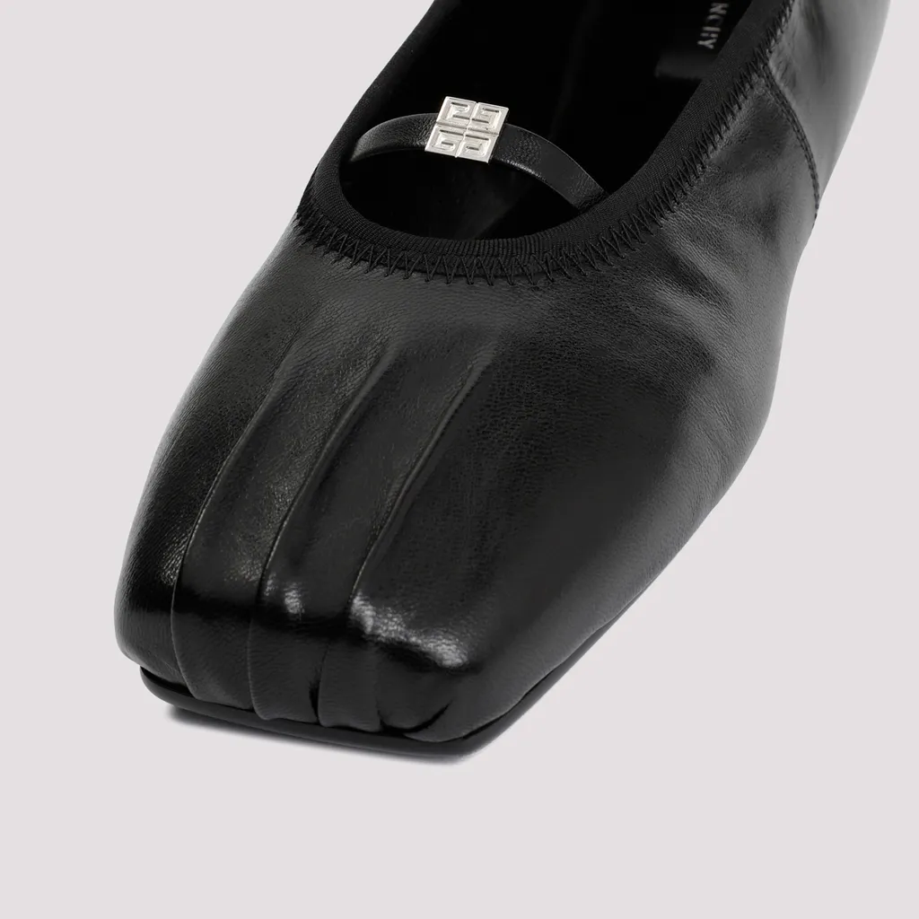 4G Plaque Ballet Flats