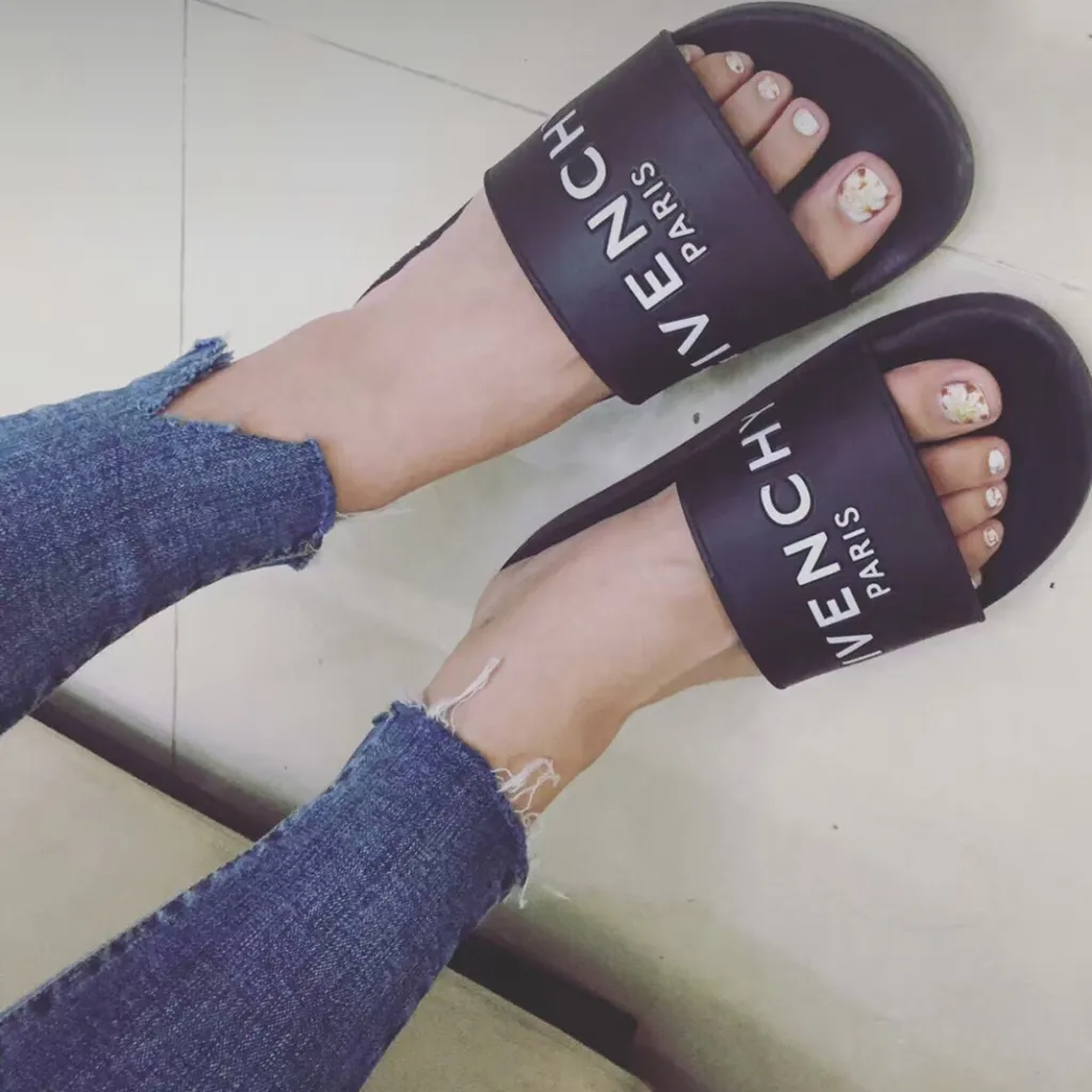 Logo Rubber Slides