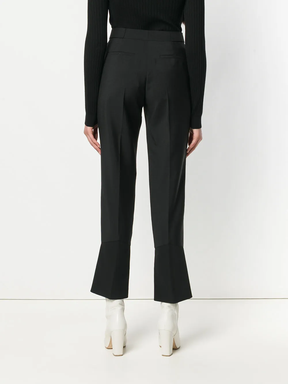 Leisure Seven Minutes Of Pants