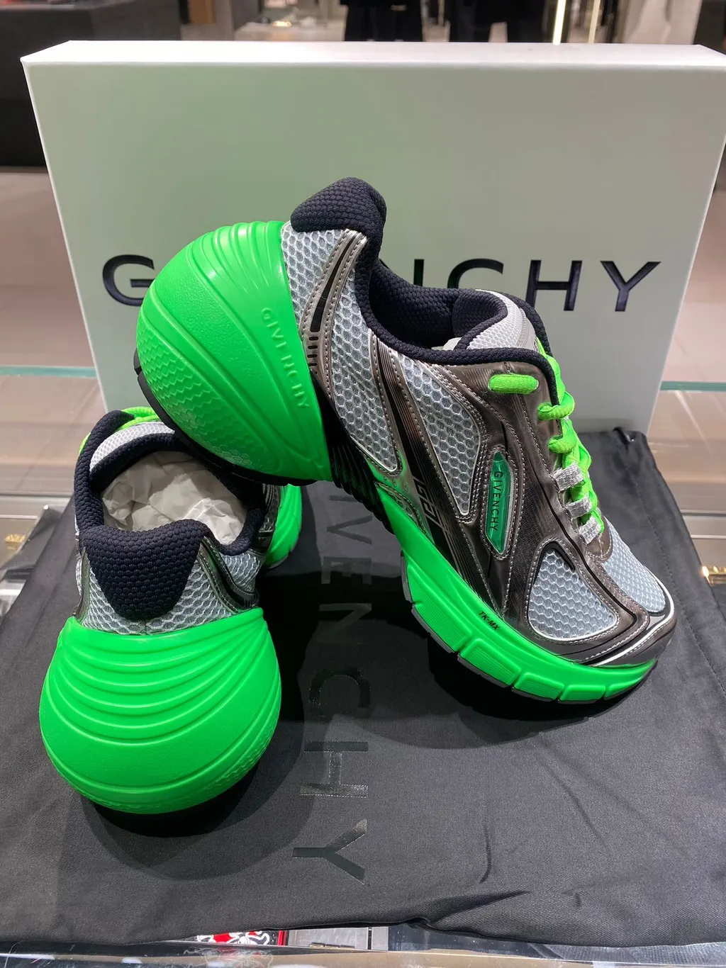 Tk-Mx Runner Sneakers