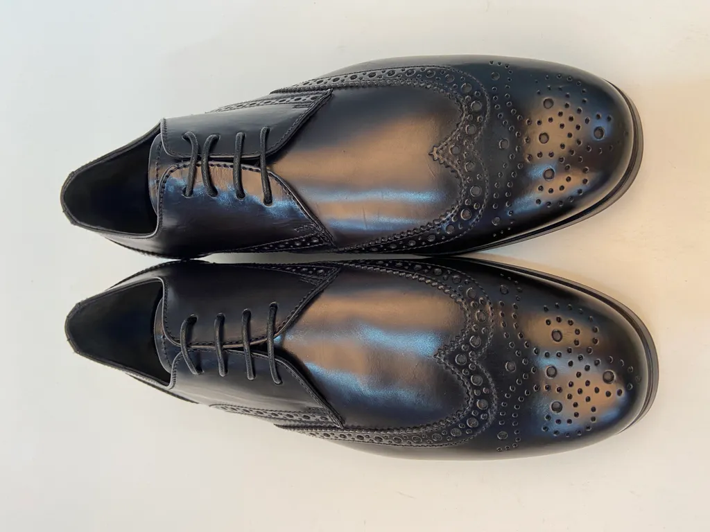 Logo Leisure Business Shoes
