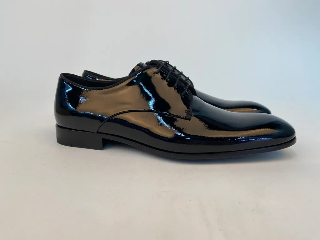 Lace Derby