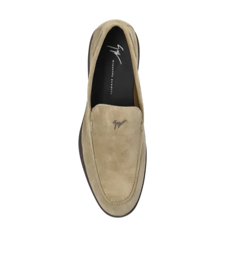 The Maui Moccasins