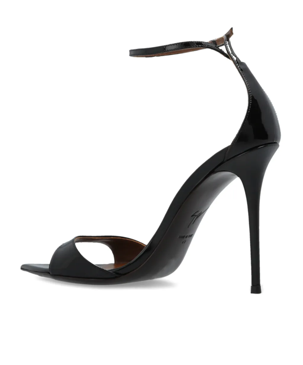 Kanda Pointed Toe Sandals