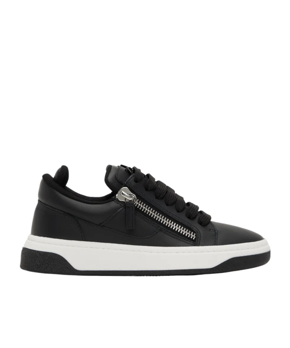 Side Zipper Low-Cut Casual Shoes
