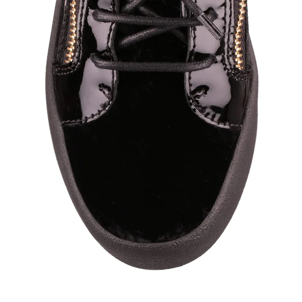 Round Head Lacing Low-Cut Casual Shoes