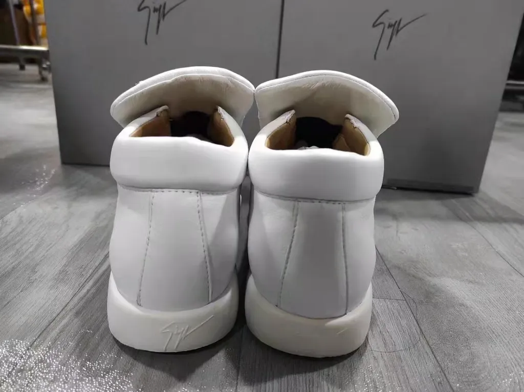 Logo Casual Shoes