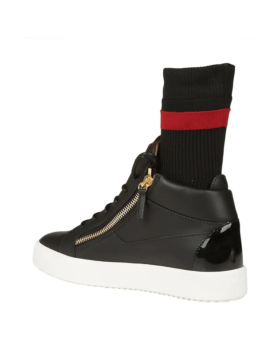 Black Lace-Up Casual Sneakers