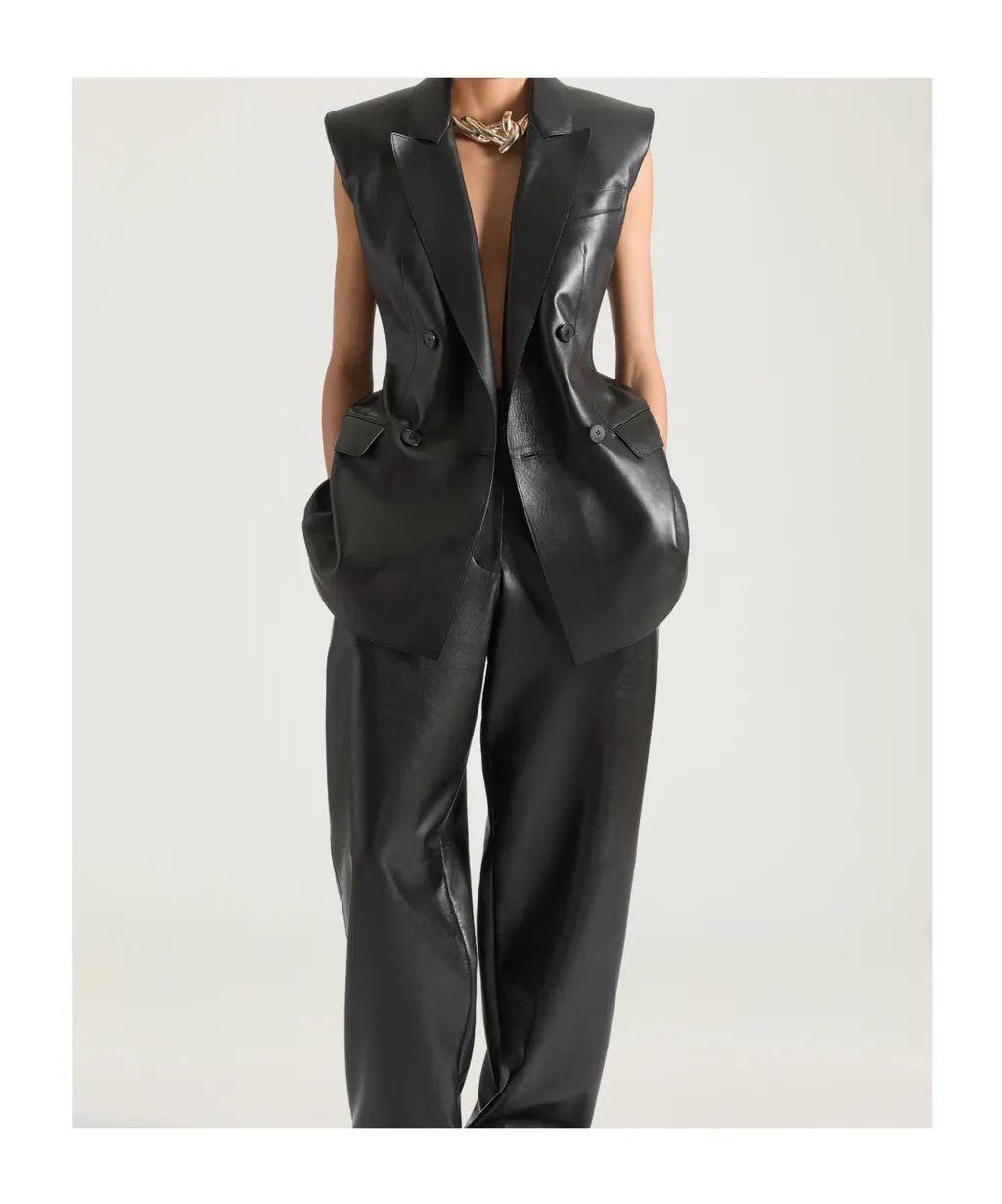 Double-Breasted Sleeveless Jacket