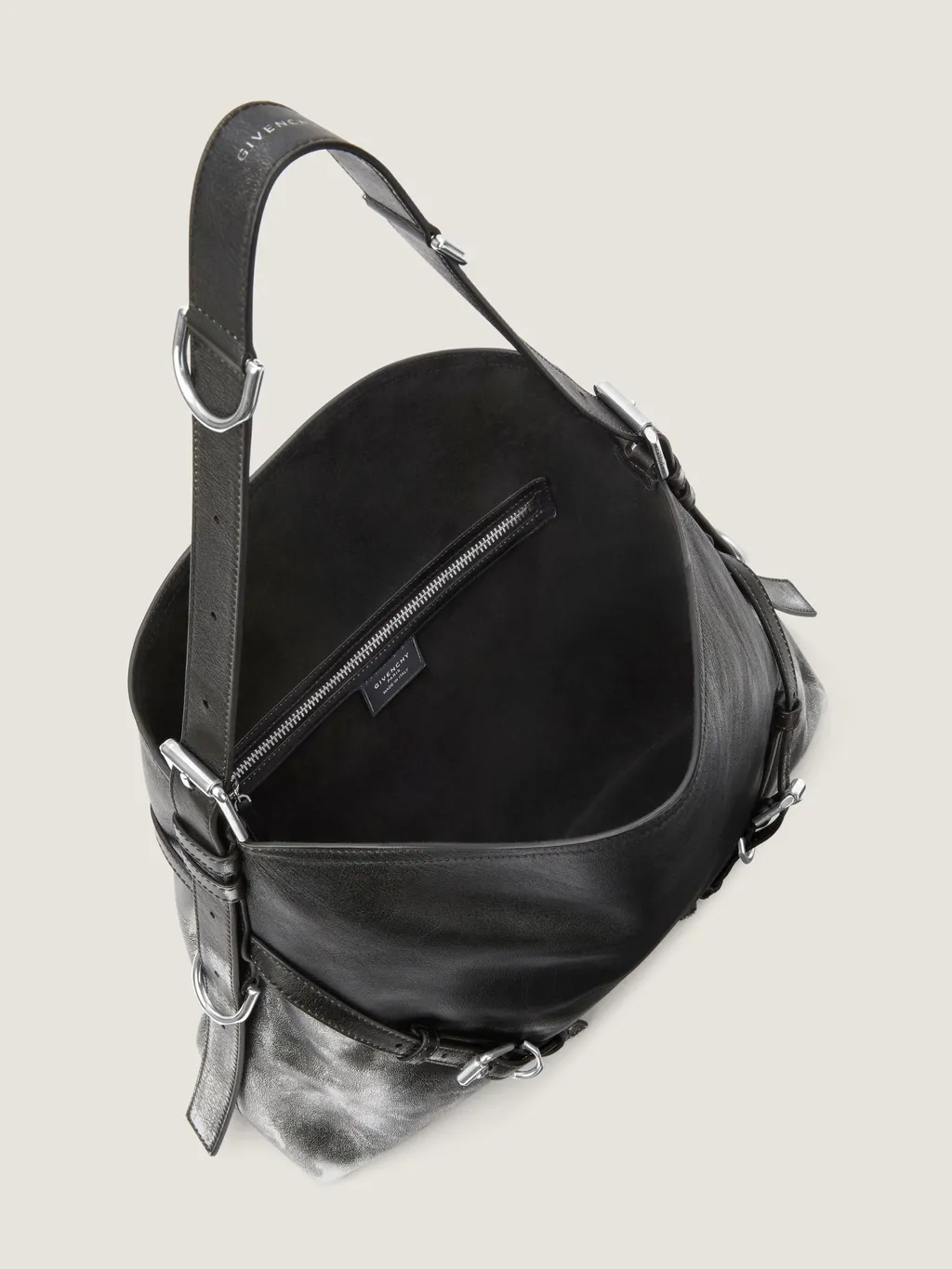 Voyou Medium Shoulder Bag