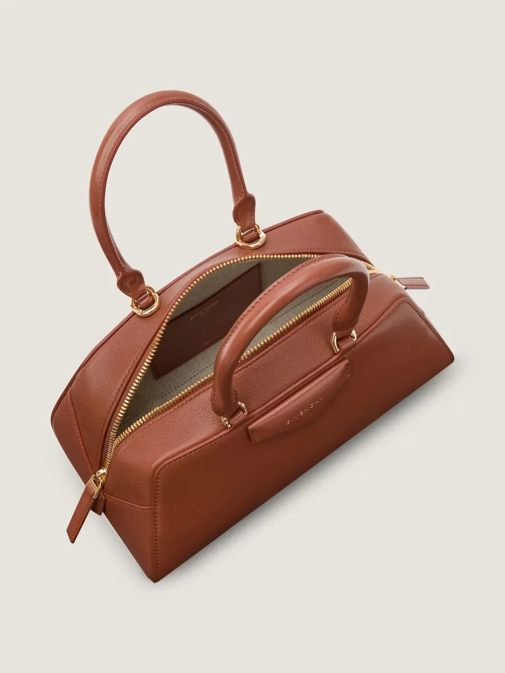 Small Antigona Cube East-West Bag