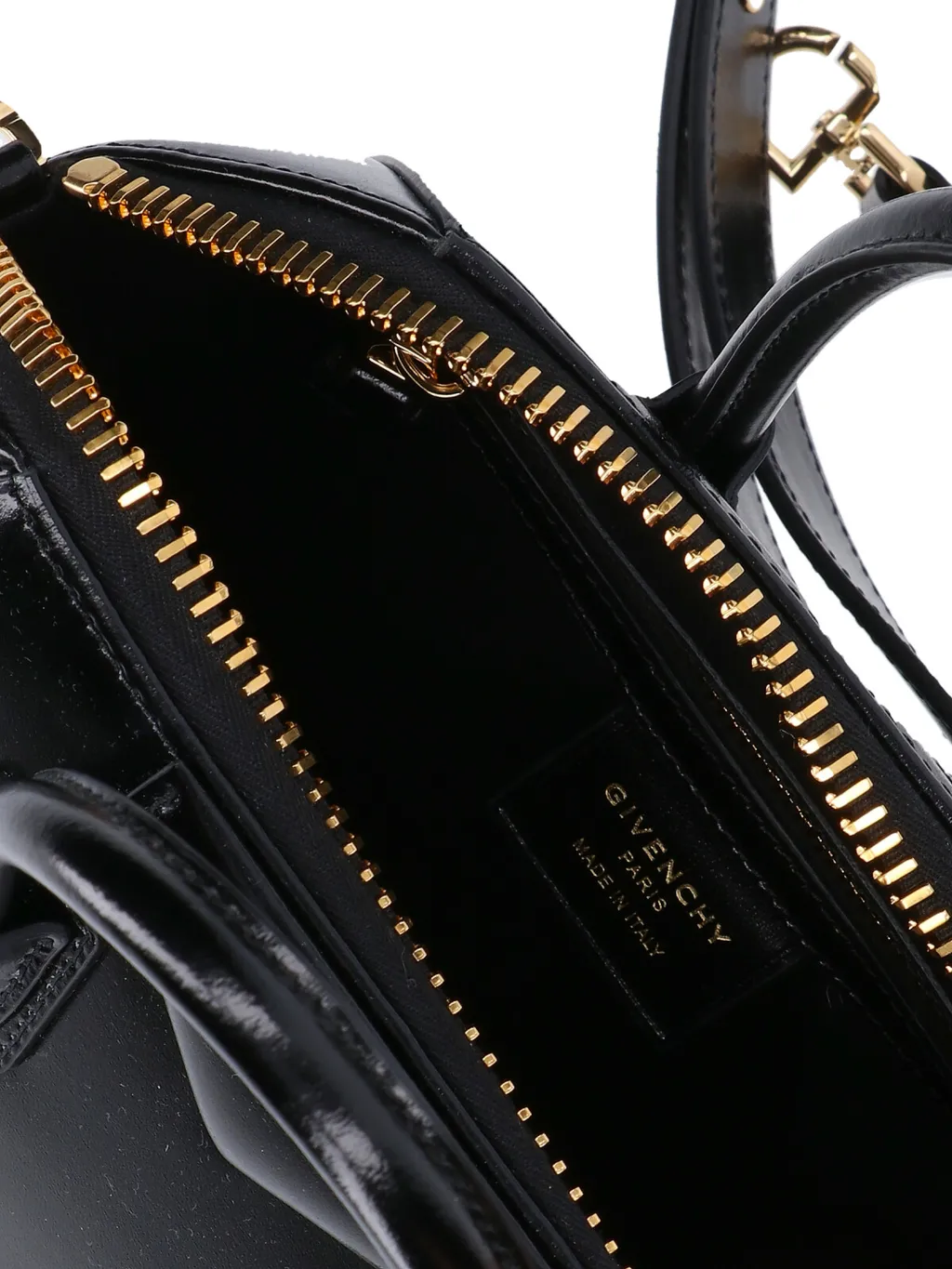 Antigona Mini Top-Handle Bag