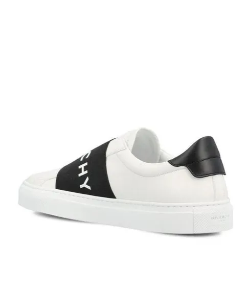 Logo Detailed Low-Top Sneakers
