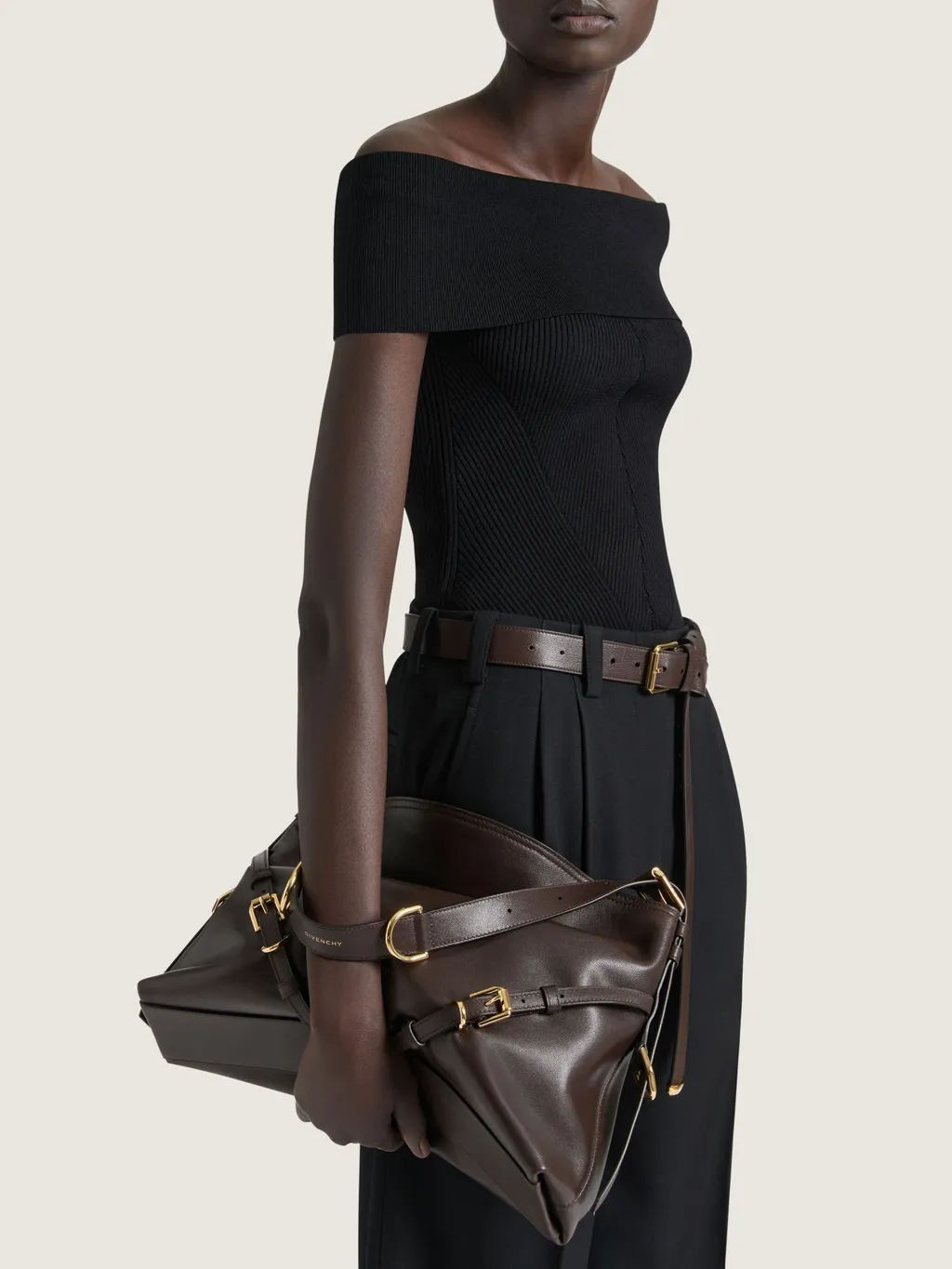 Voyou Medium Shoulder Bag