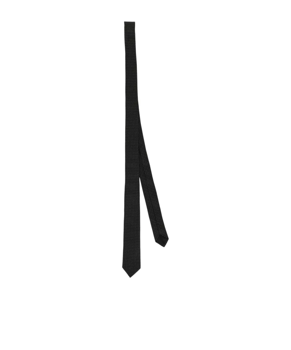 Pointed Tie