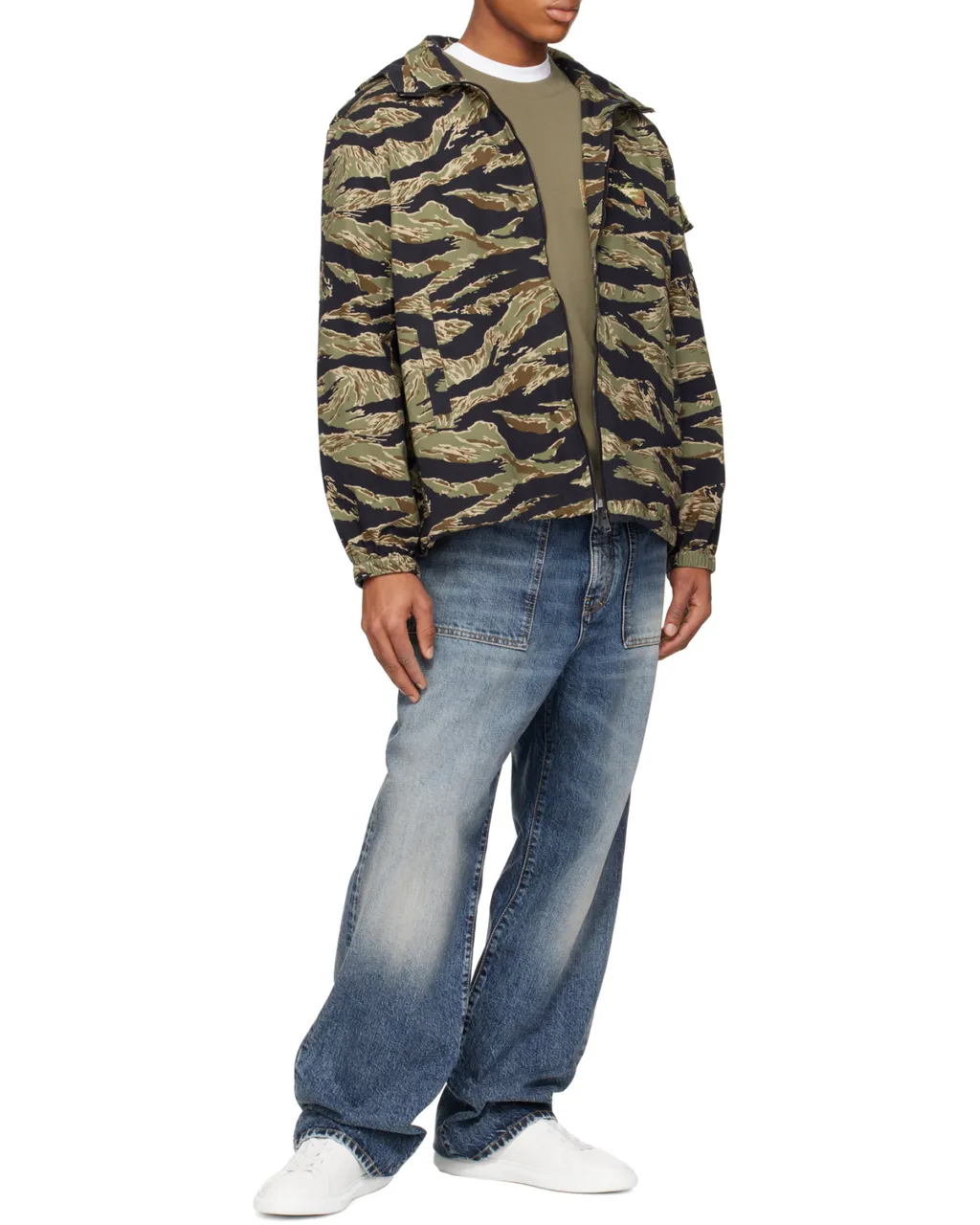 Long-Sleeved Windbreaker Jacket