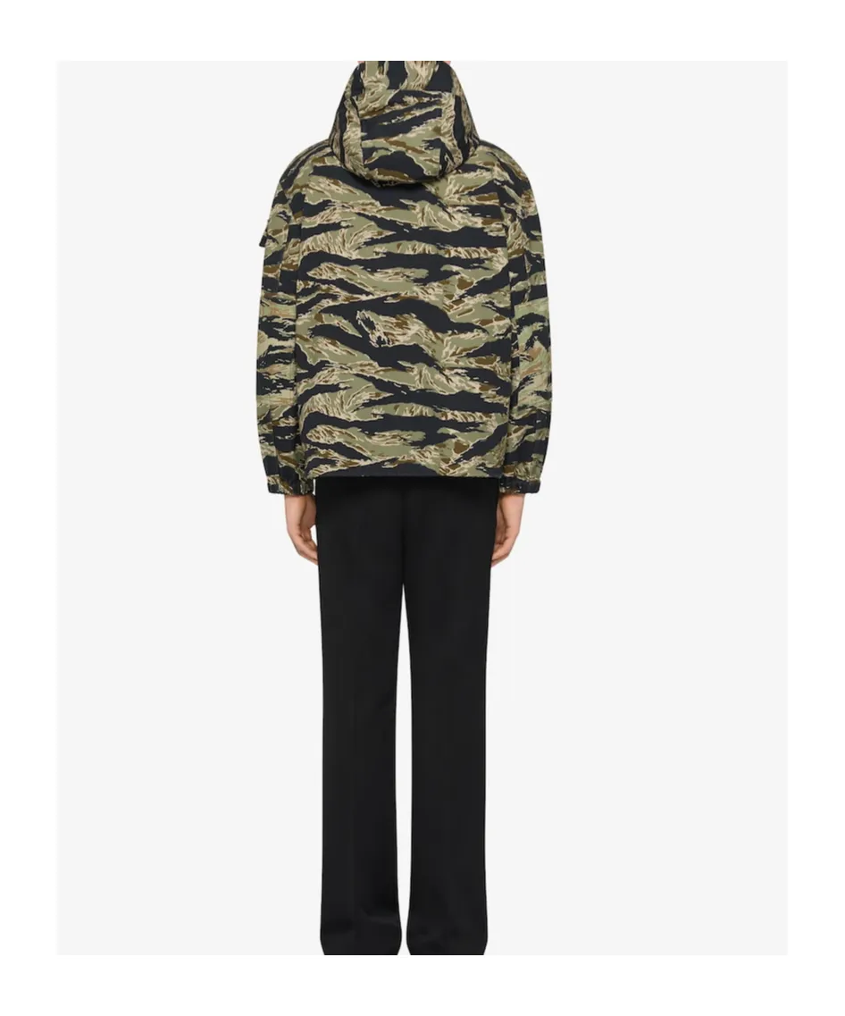 Long-Sleeved Windbreaker Jacket