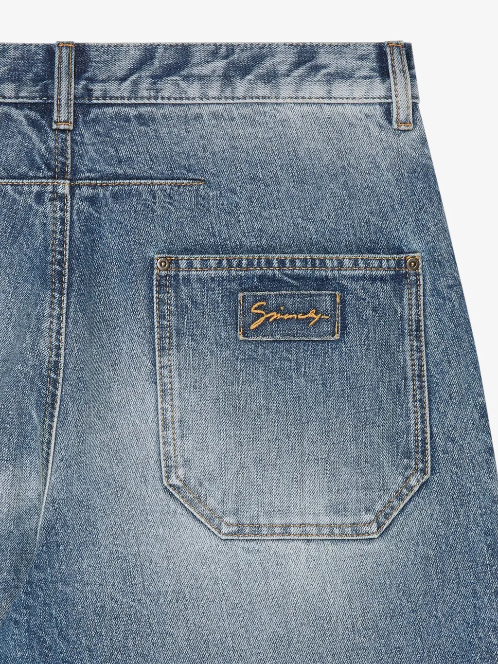 Washed Loose-Fit Jeans