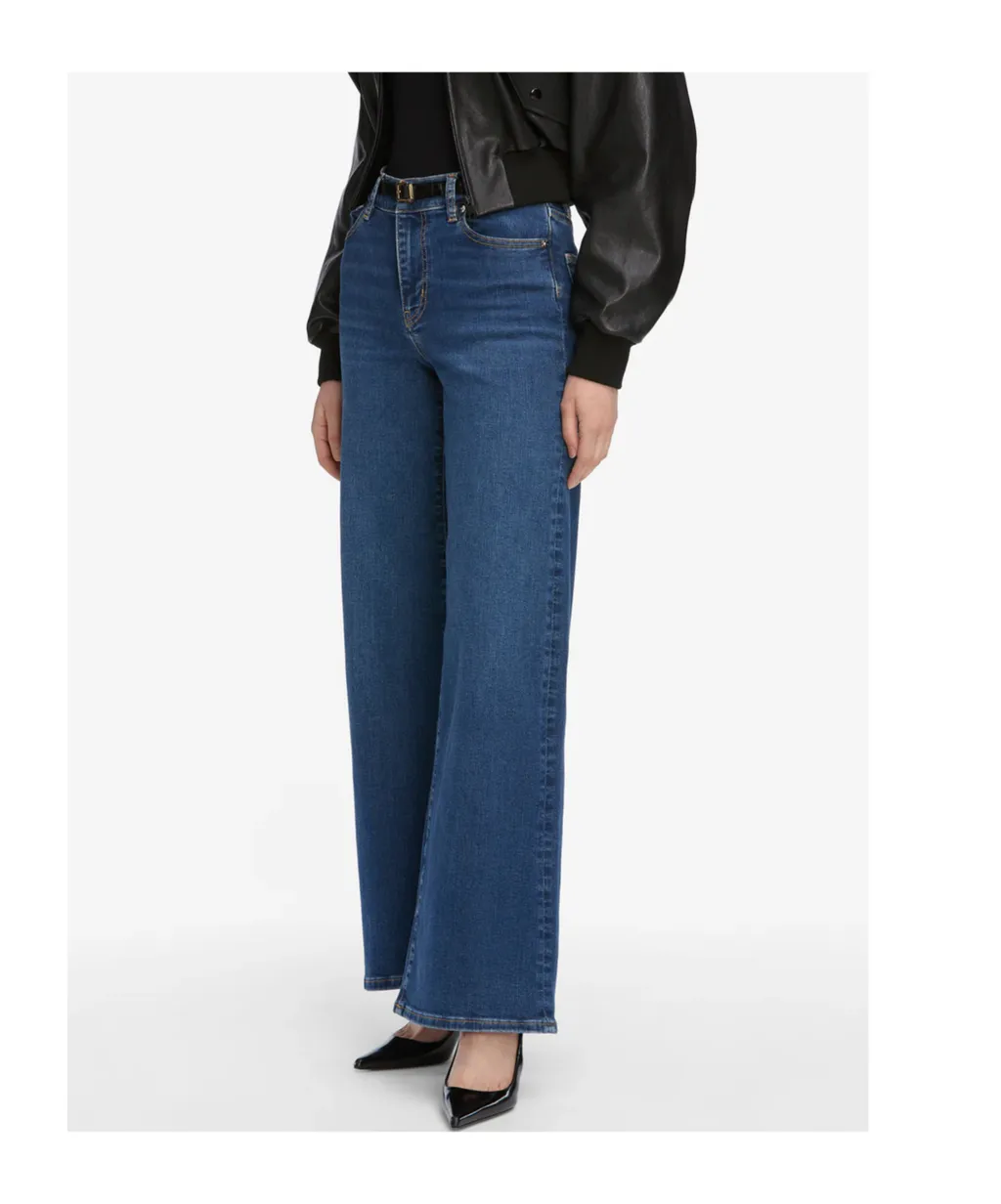 Wide-Leg Jeans