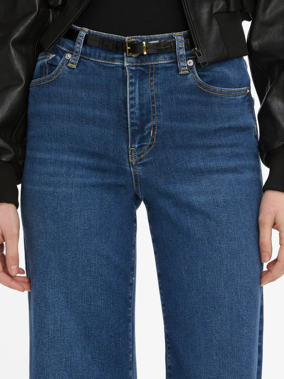 Wide-Leg Jeans