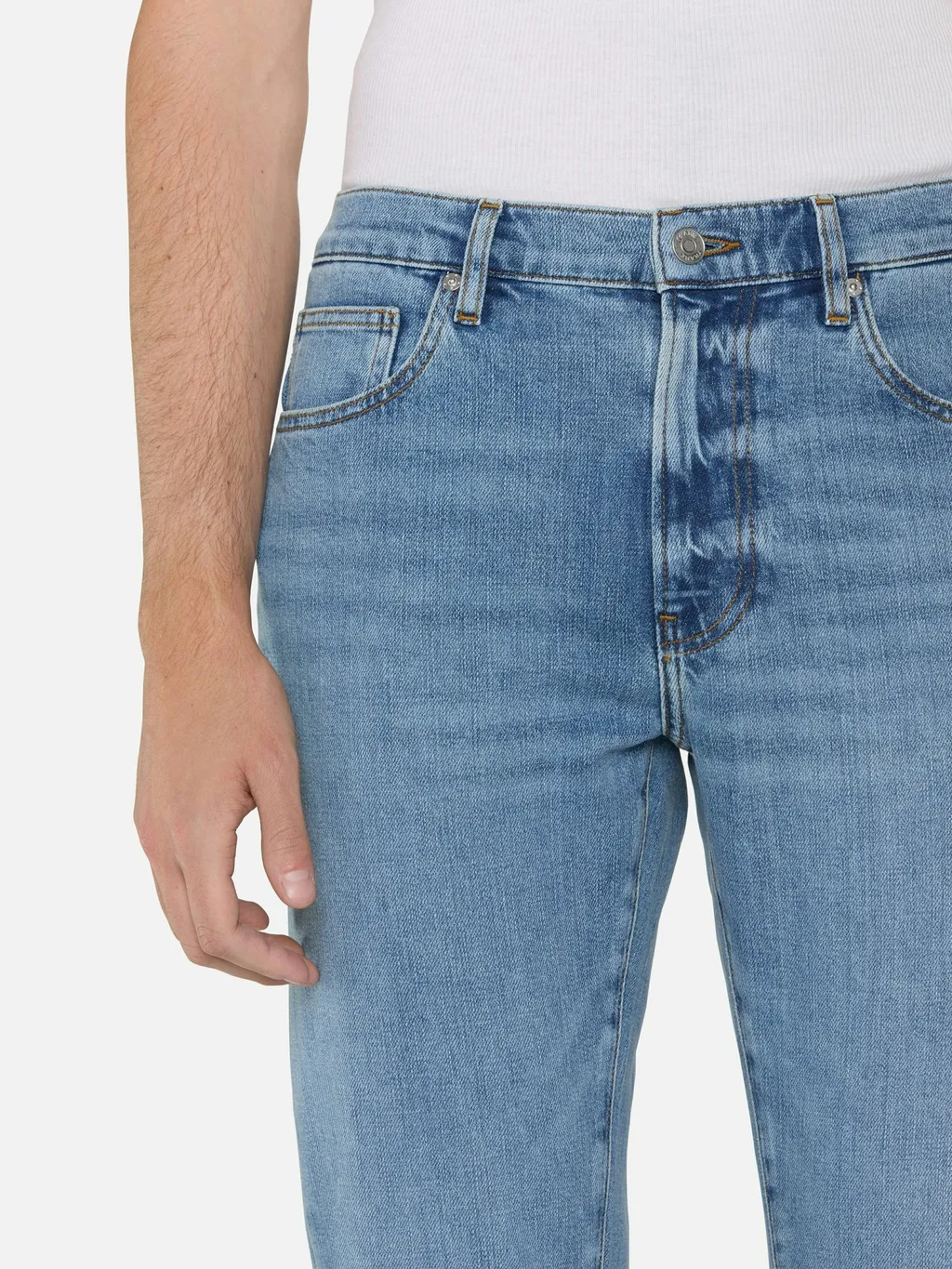 Five Pocket Connections Jeans