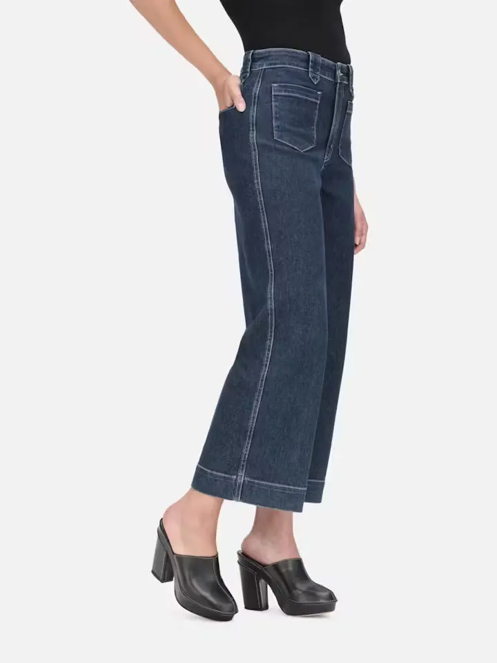 Belt-Loop Jeans