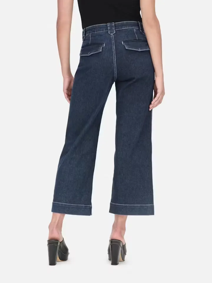 Belt-Loop Jeans