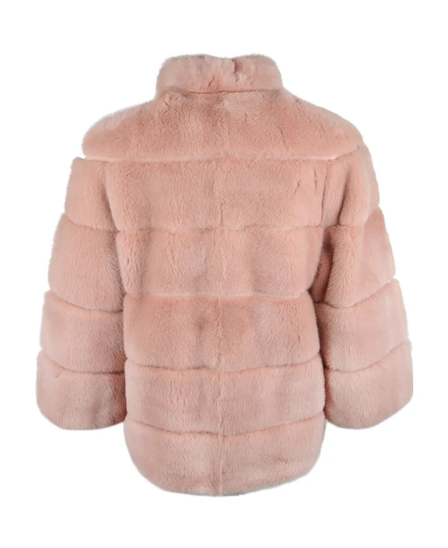 Upright Collar Designs Fur
