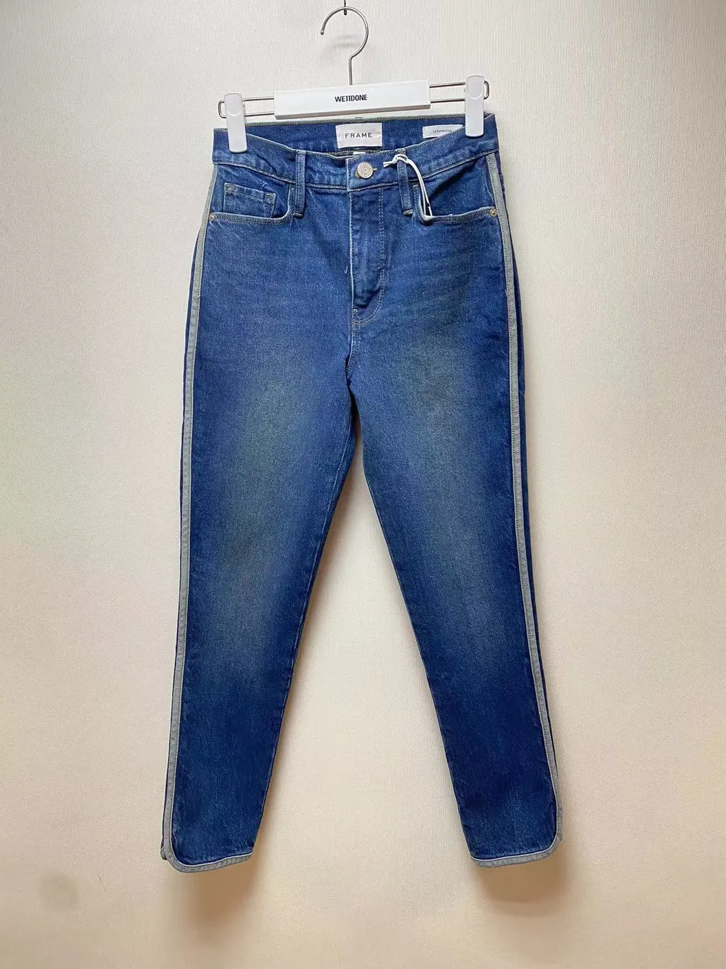 Straight Jeans