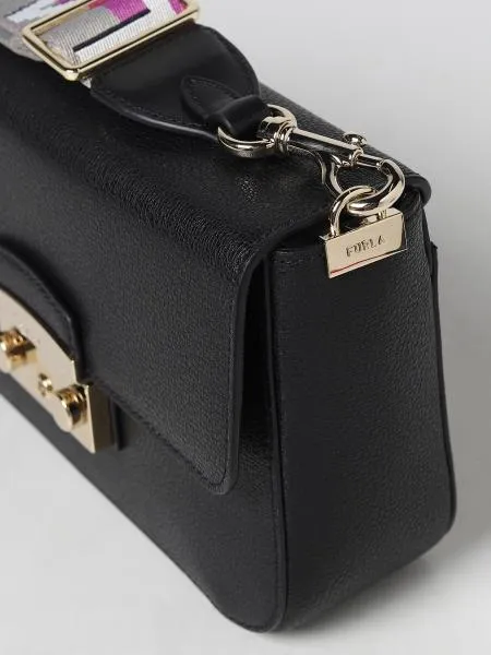 Flip Stitch Detail Shoulder Bag