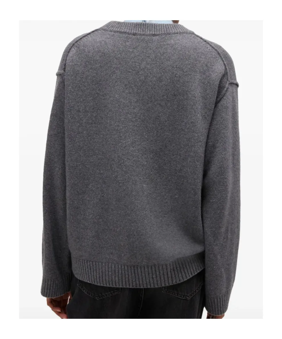 V-Neck Jumper