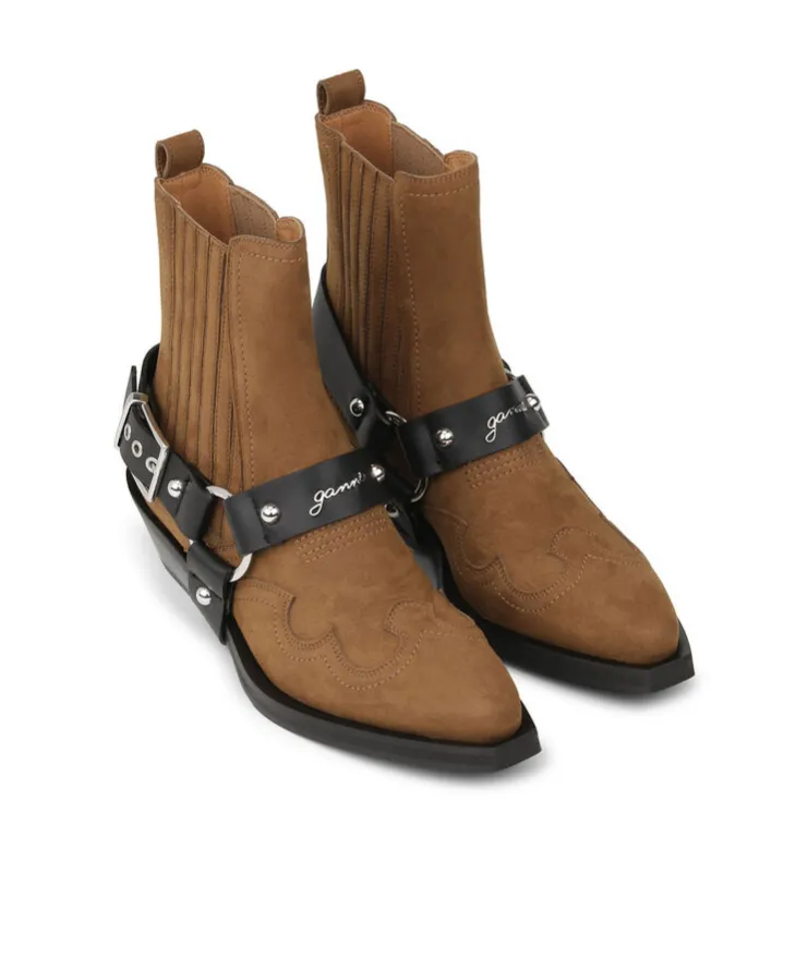 Low Cut Western Chelsea Boots