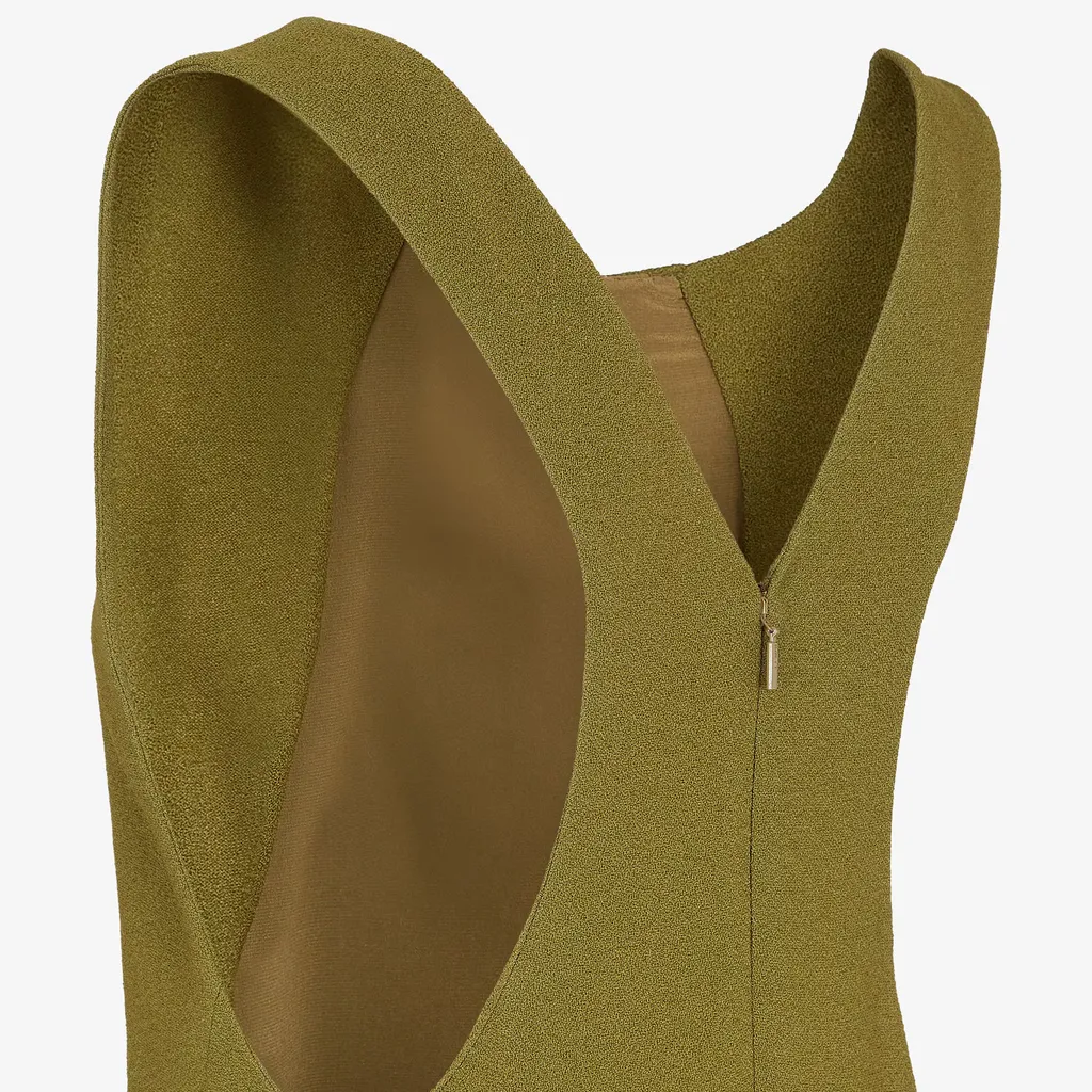 Back V-Shaped Sleeveless Midi Dress
